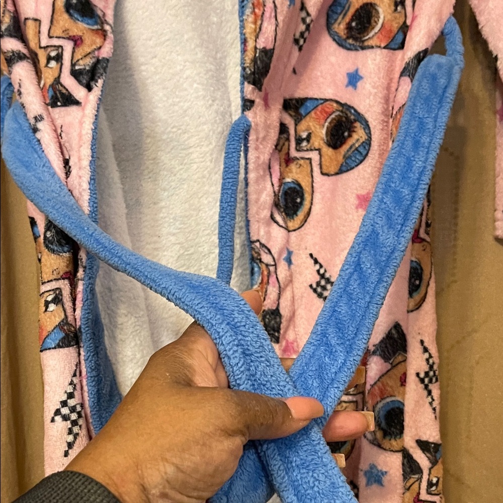 Pink and Blue Cartoon Character Robe - Picture 5 of 7